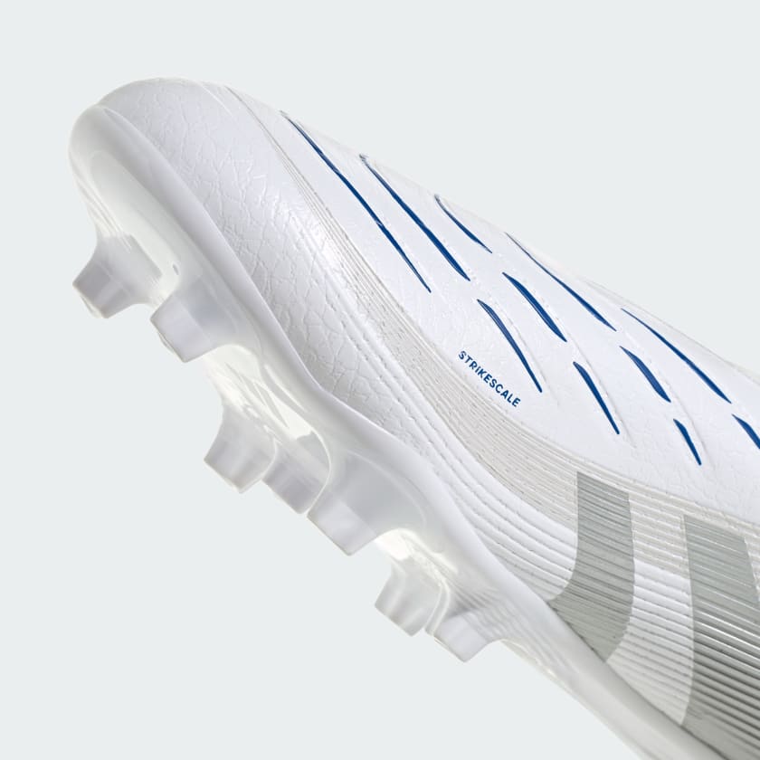 PREDATOR LEAGUE LACELESS FG/MG