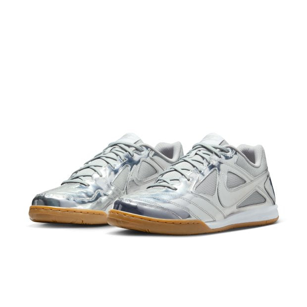 NIKE GATO LV8