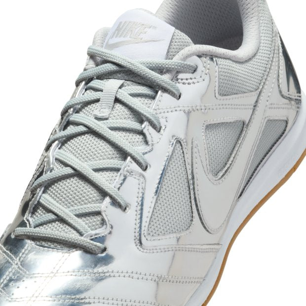 NIKE GATO LV8