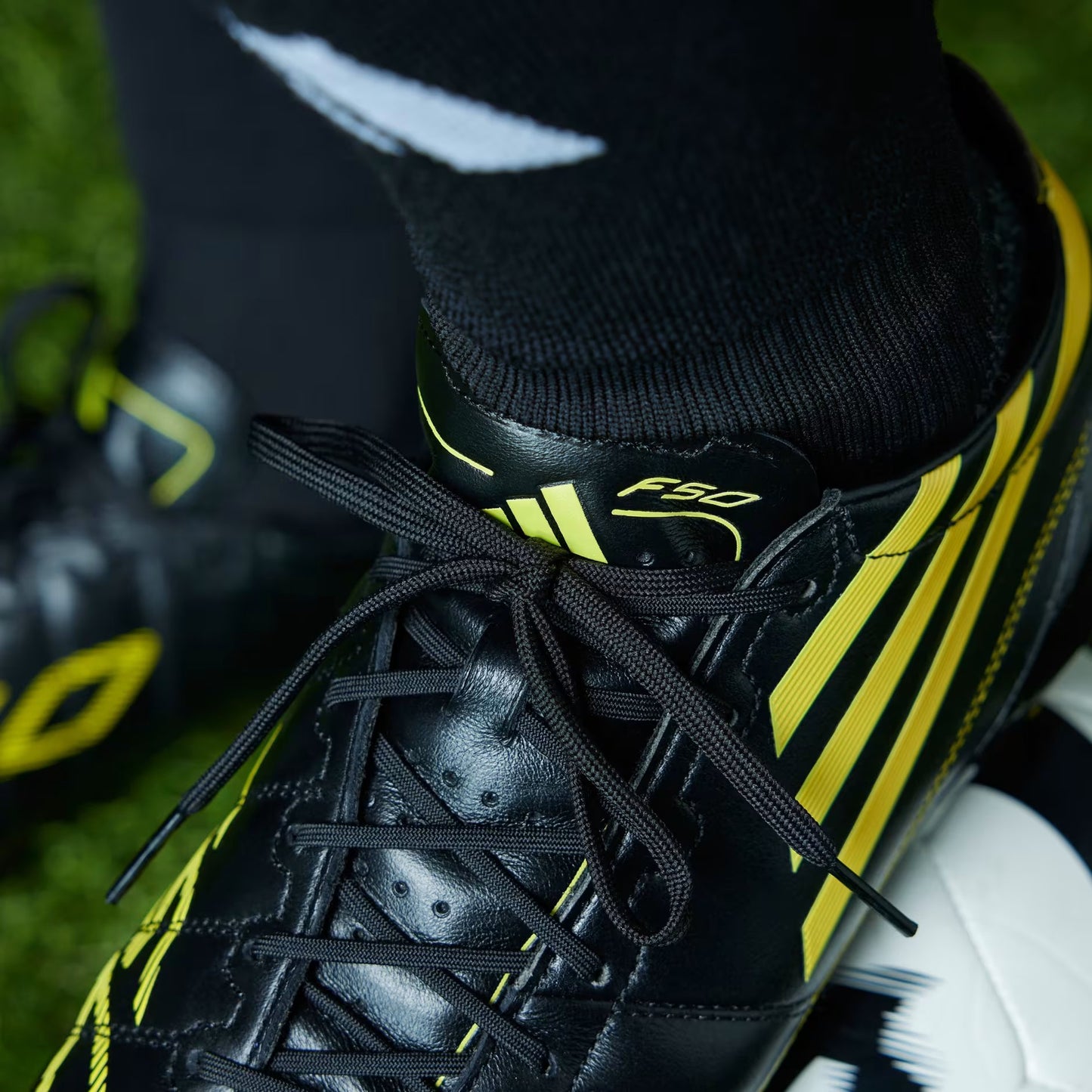 F50 ELITE LEATHER FG 2010 EDITION