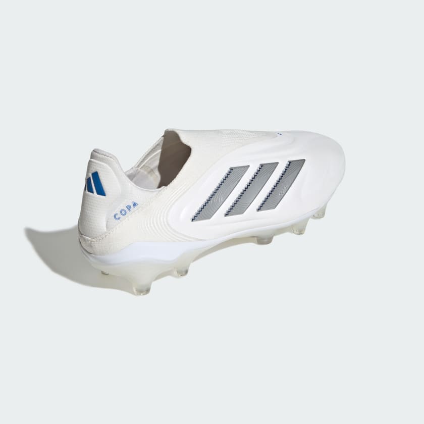 COPA PURE III ELITE LACELESS FG