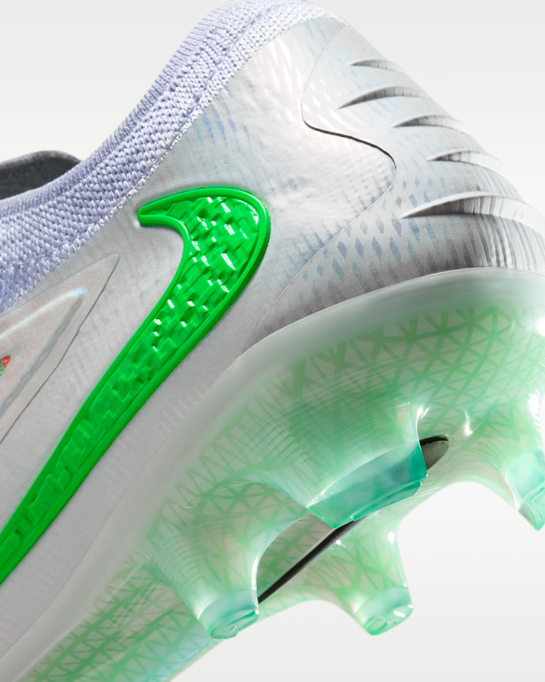 PHANTOM 6 LOW ELITE "EA SPORTS FC"