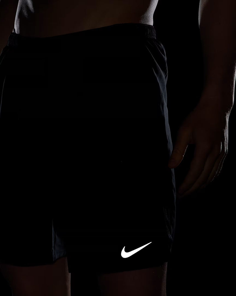 NIKE DRI-FIT CHALLENGER SHORTS