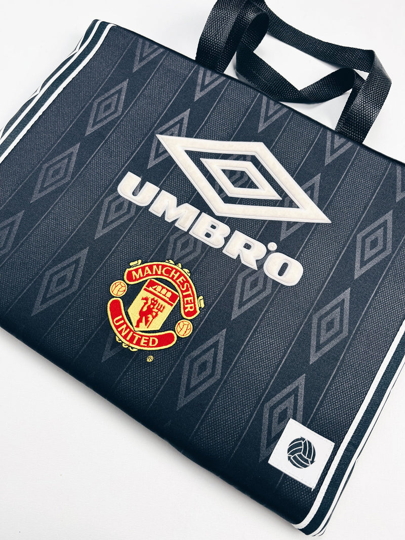 CUSTOM LAPTOP SLEEVE
