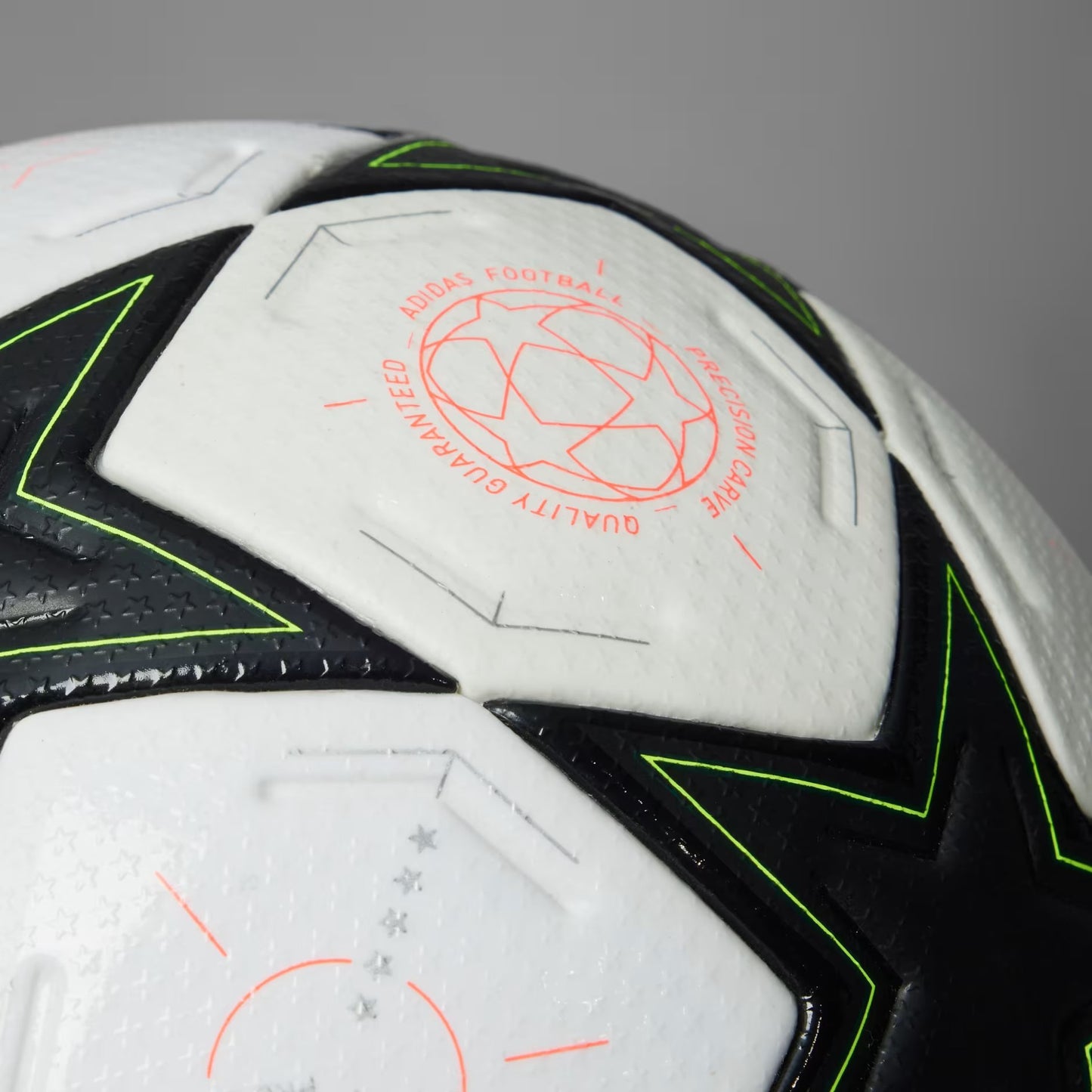 UCL PRO 24/25 LEAGUE PHASE BALL