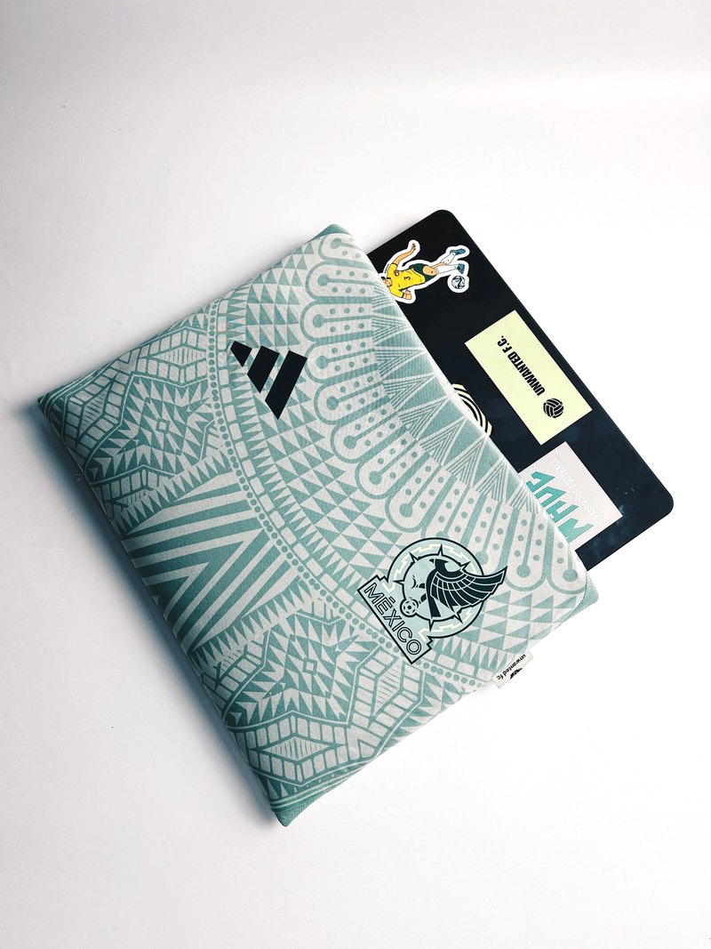 CUSTOM LAPTOP SLEEVE
