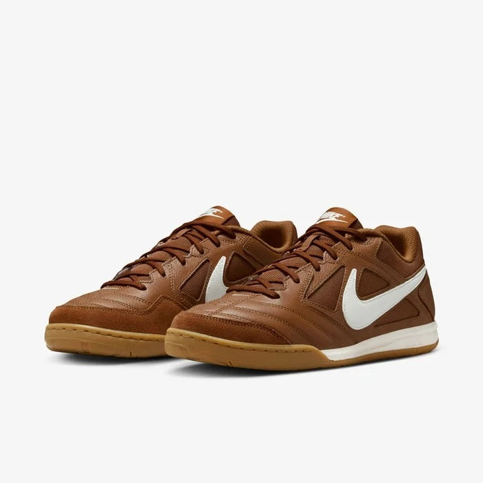 NIKE GATO