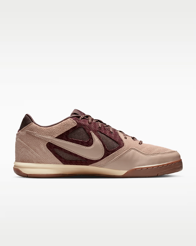 NIKE GATO