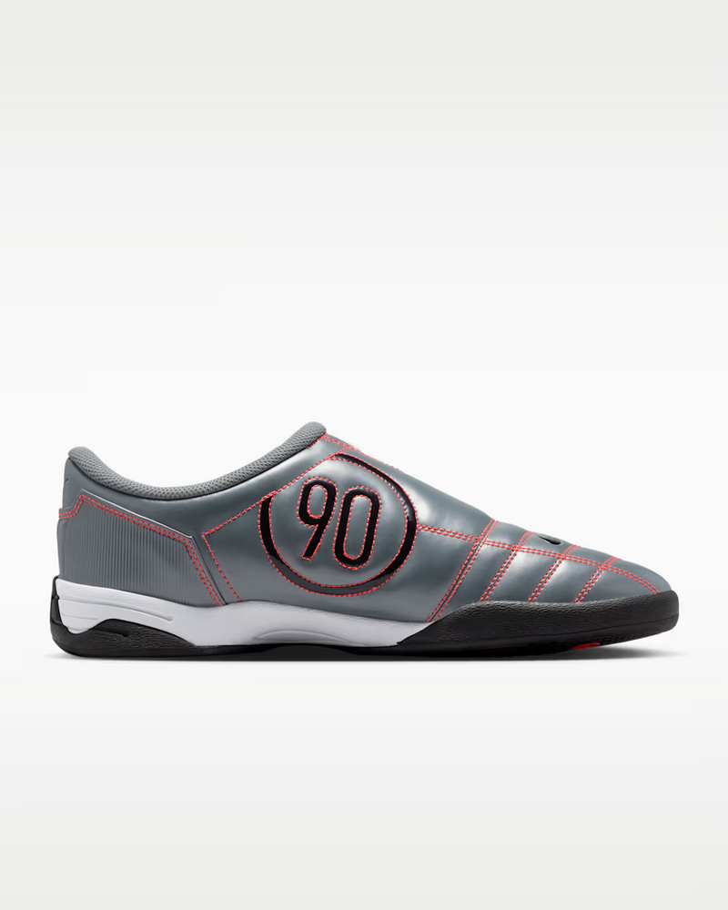 NIKE TOTAL 90
