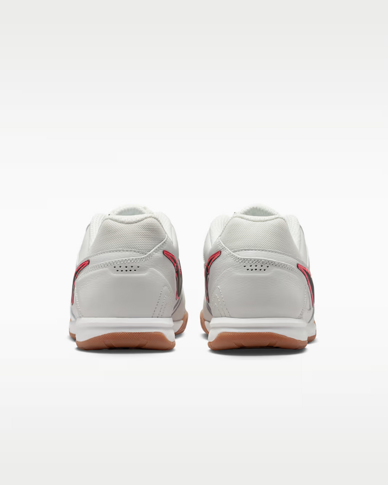 NIKE GATO