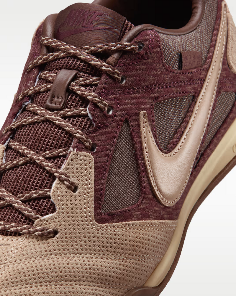 NIKE GATO