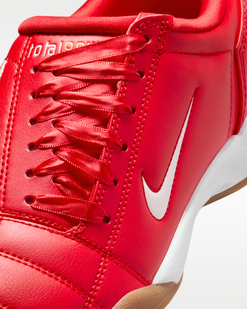 NIKE TOTAL 90