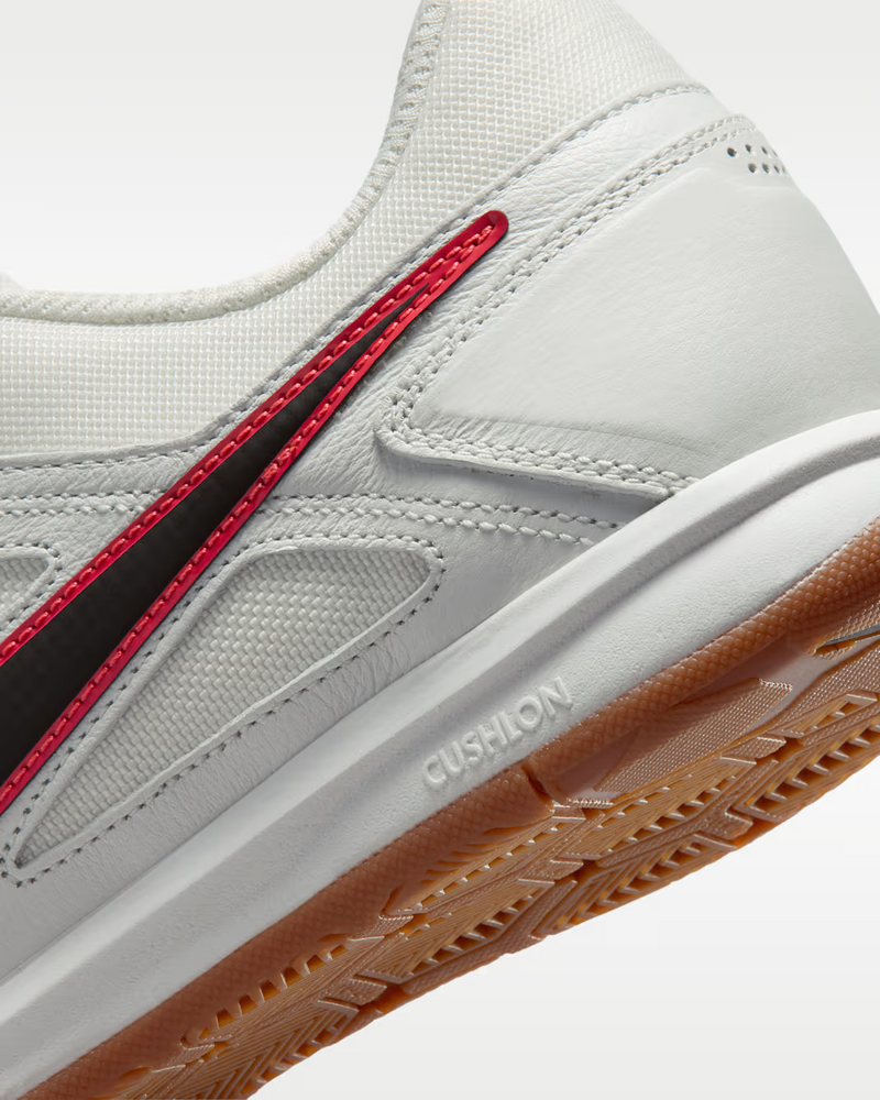 NIKE GATO