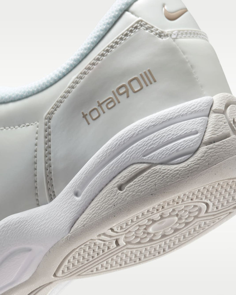 NIKE TOTAL 90