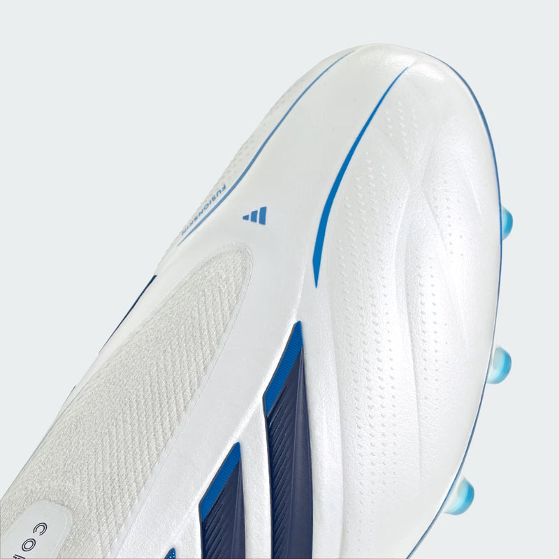 COPA PURE IV ELITE LACELESS AG