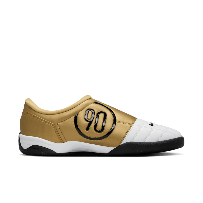 NIKE TOTAL 90