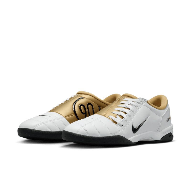 NIKE TOTAL 90
