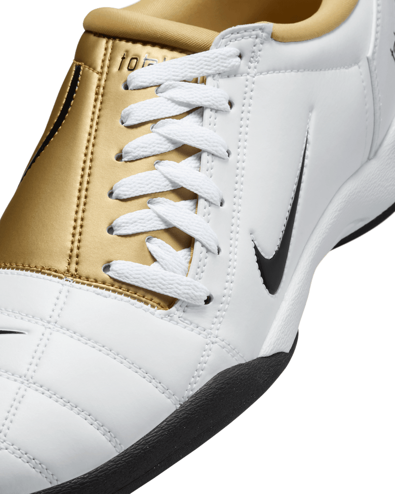 NIKE TOTAL 90